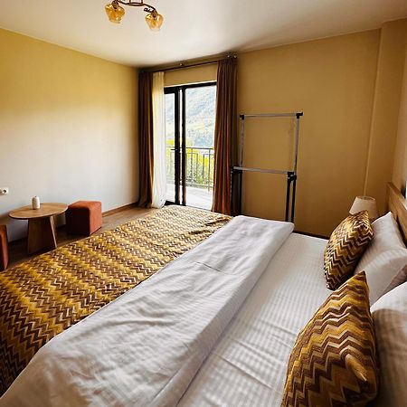 "Panorama" Kakhri Hotel Mestia Luaran gambar
